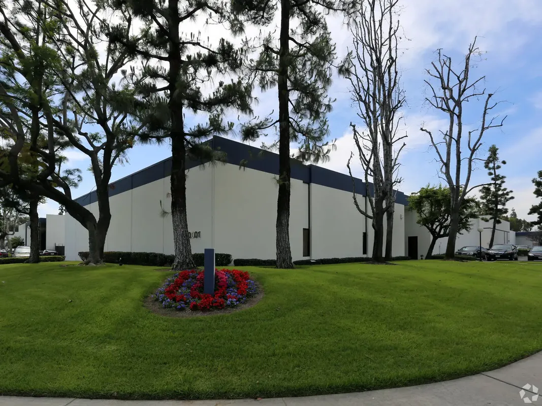 10001 Pioneer Blvd., Santa Fe Springs