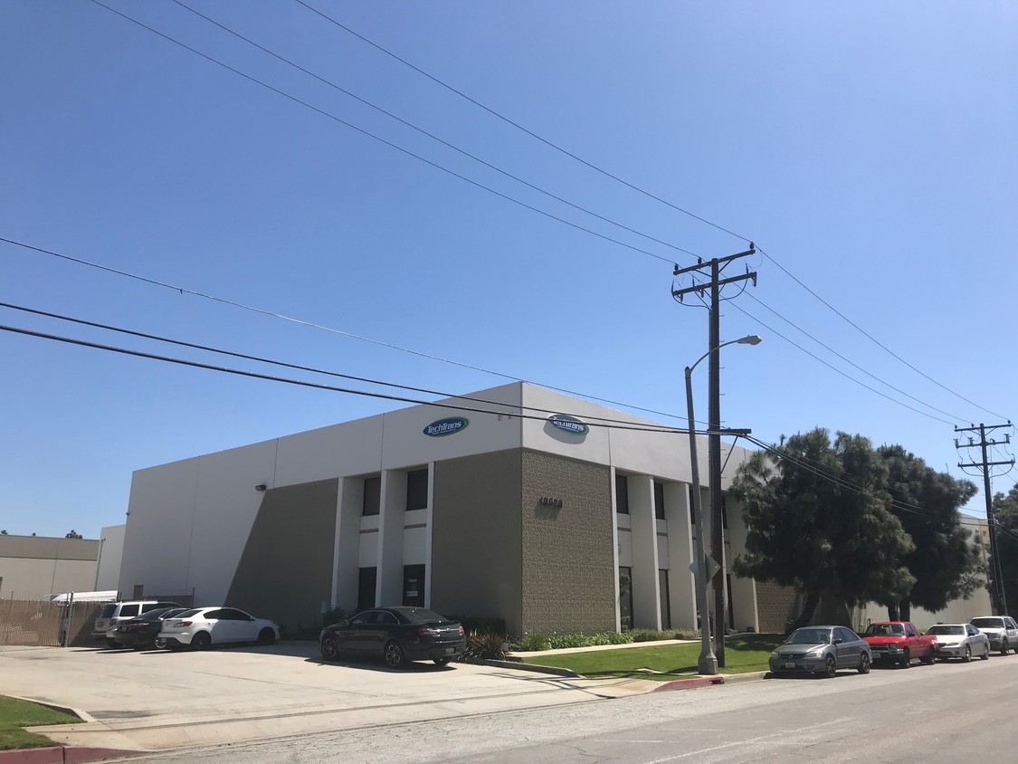 10620 Springdale Ave., Santa Fe Springs