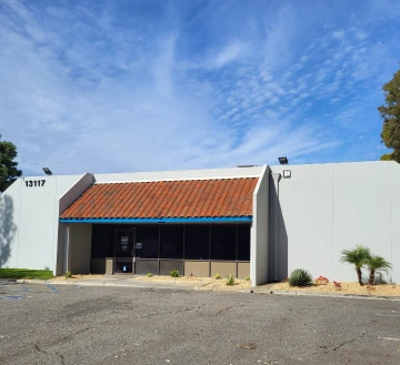 13117 Meyer Rd., Santa Fe Springs