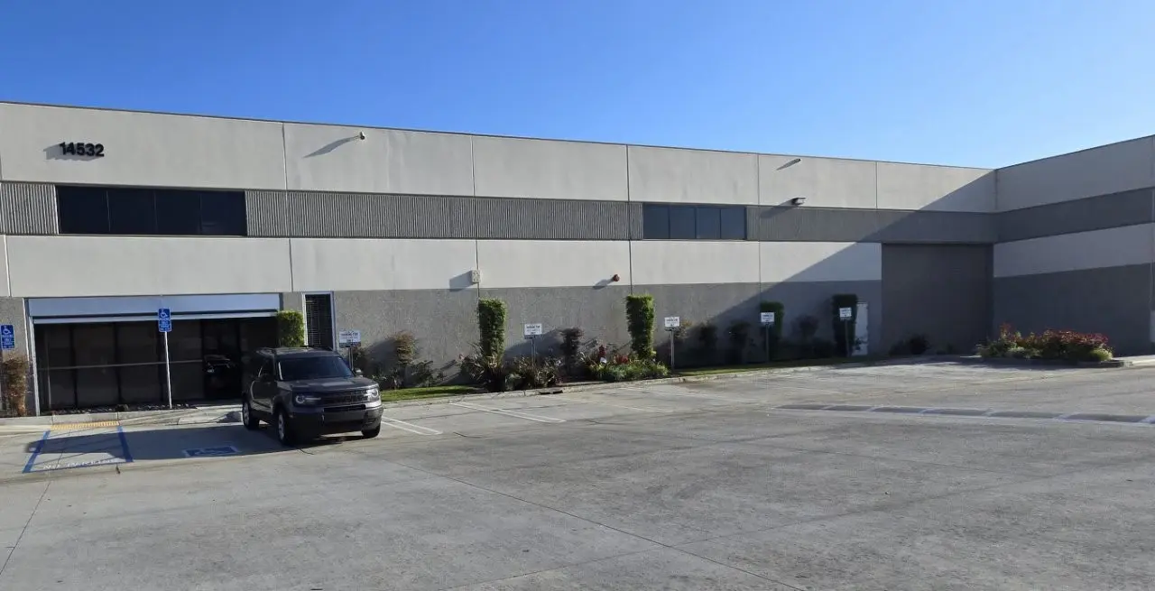 14532 Garfield Ave., Paramount
