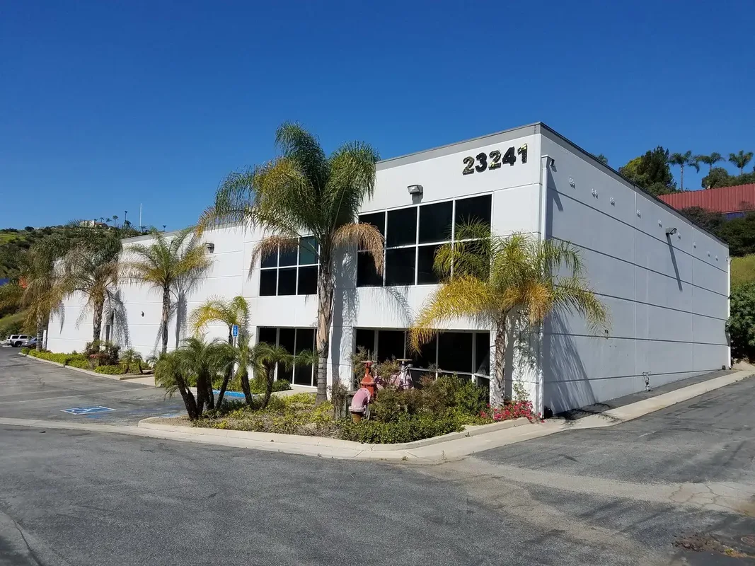 23241 La Palma Ave., Yorba Linda